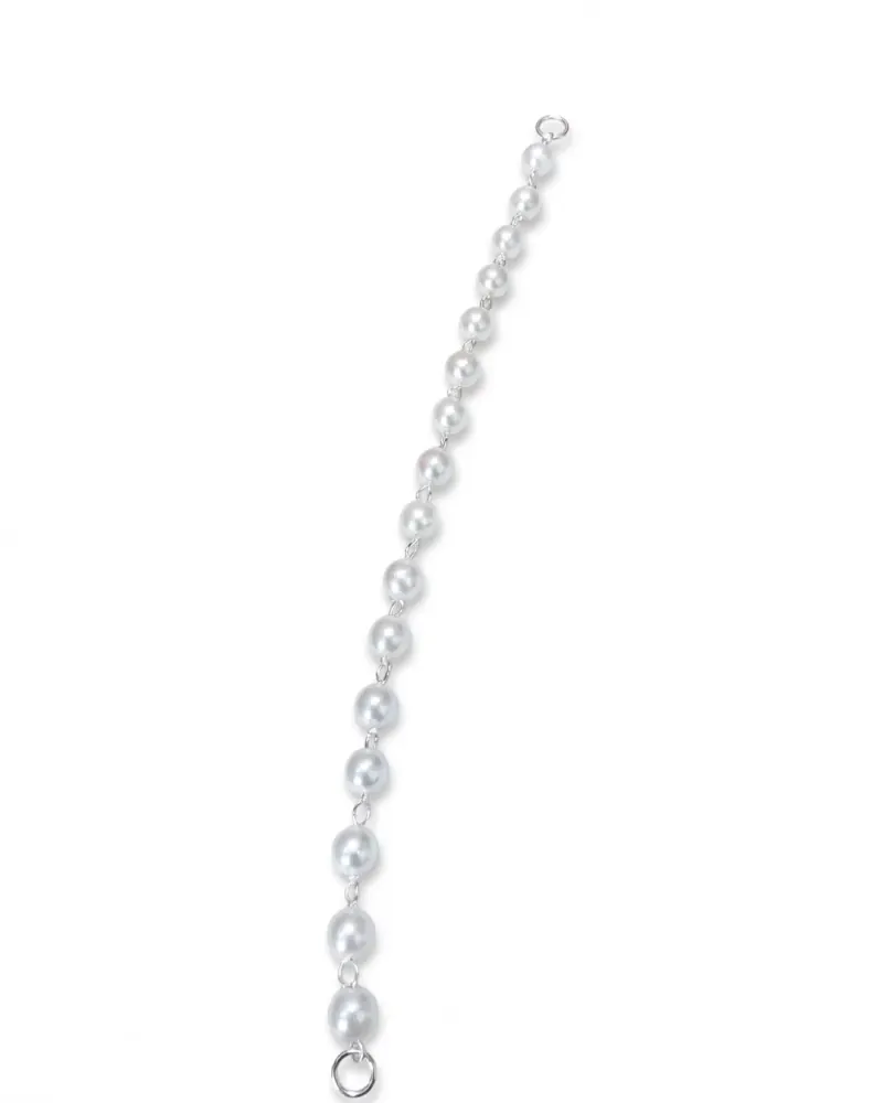 Pulseira de pérolas prateada