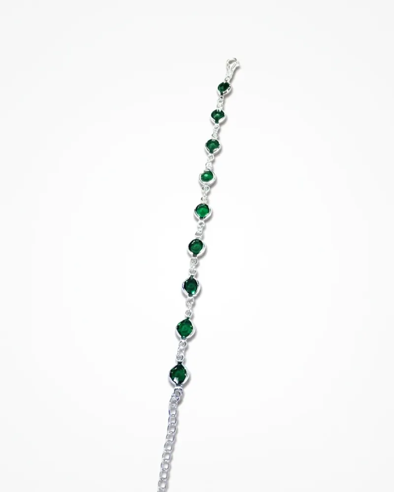 Pulseira prata com pedras verdes