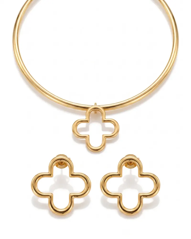 Conjunto colar aro e brincos trevo