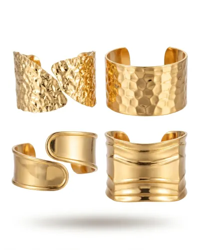 Conjunto de braceletes dourados texturizados